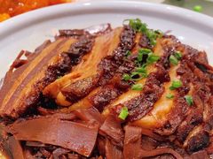本帮走油肉-東城故事·尋找姆媽的味道(玉兰路店)