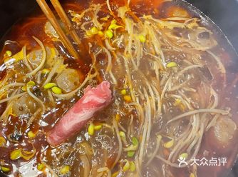 然后就煮了一锅火锅来解馋