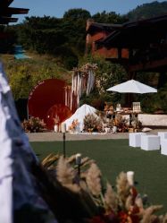 -花轿喜屋婚礼策划