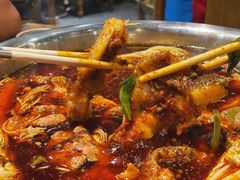 -肖肖酸萝卜鱼火锅(总店)