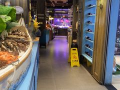 -领鲜活海鲜榴莲自助火锅(东门店)