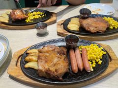 -卢家妈妈·西餐厨房(卜蜂中心店)