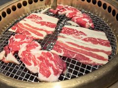 -铭牛烧肉·和牛海鲜自助(高新月牙湖店)