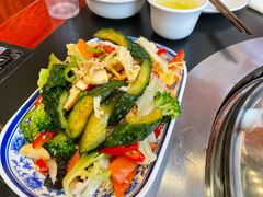 -田家大院东北农家菜铁锅炖(西安总店)