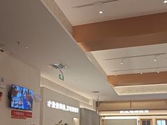 -肥肥虾庄·金牌油焖大虾(汉口城市广场店)