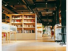 -光海书局(南京东路第一百货店)