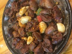 -老东镇啤酒屋海鲜加工·蒸汽海鲜·海鲜烧烤(台东店)