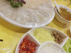 -官塘陈记鱼生·潮汕砂锅粥·牛肉火锅(潮枫路总店)