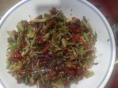 小炒黄牛肉-老山村酒楼(白石洲店)