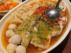 双色鸳鸯鱼头王-望湘园·洞庭渔宴(浦江欢乐颂店)