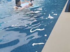 -Swim斯卫姆国际儿童游泳中心(红博中央公园店)