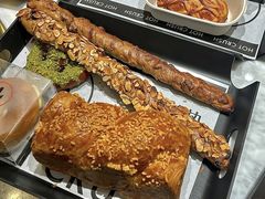 -HOT CRUSH趁热集合·现烤面包(环球港店)