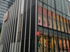 -优衣库(深圳万象天地旗舰店)