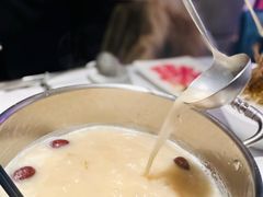 招牌松茸汤-红雀围·海鲜火锅(陆家嘴中心店)