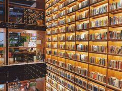 -半山书局(新世纪商城店)