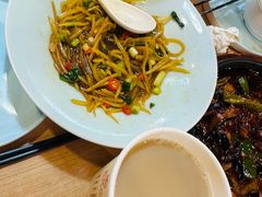 -宏状元现熬粥·京味菜(黄寺大街店)