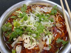 -薛记襄阳香辣牛肉面(平安路店)