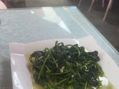 -范饭椰林川湘味海鲜·椰子鸡(三亚湾椰梦长廊店)