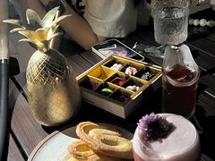 -Hideout Hookah Lounge·隐觅地