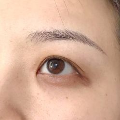 -一个差评成就的纹眉店