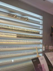 -爱空间美睫健康美甲