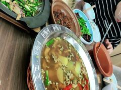 -有红鸡毛店·川菜(建设路店)