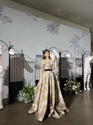 -艾米丽婚纱礼服