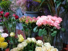-何兮花店·气球派对鲜花店(马桥银春路万科城店)