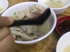 -雷祖芳老妈蹄花店