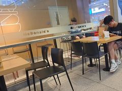 -麦当劳(中二横路店)