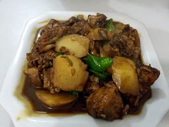-月落乌啼餐馆