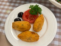 葡式炸马介休球-船屋葡国餐厅
