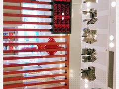 -中国工商银行(上海市延安西路支行)