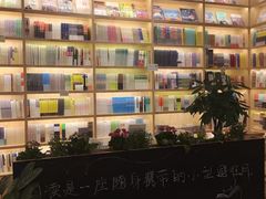 -猫的天空之城概念书店(印象城购物中心店)