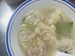 汕尾扁食-明姨仔潮汕美食·碳炉猪脚·汕尾牛腩饭·起片鸡煲(起义路店)