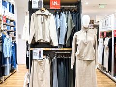 -优衣库(上海虹口龙之梦店)