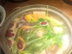 -吃饭皇帝大(长宁龙之梦店)