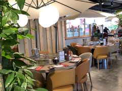 大堂-日进一片海.生腌海鲜火锅.宵夜烧烤(三里屯总店)