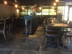 露天位-Carbon莫卡哆·意大利复古集市餐厅(杭州大厦店)