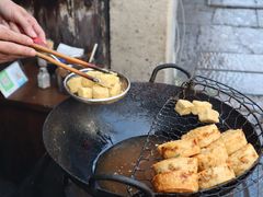 -仓桥直街臭豆腐