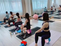 -亚太瑜伽普拉提学院