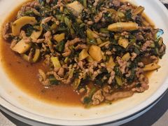 雪菜牛肉丝-食光慢宴·安吉土菜馆