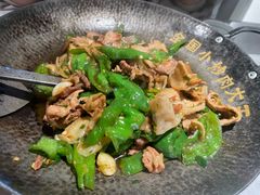 -费大厨辣椒炒肉(黄兴中心广场店)