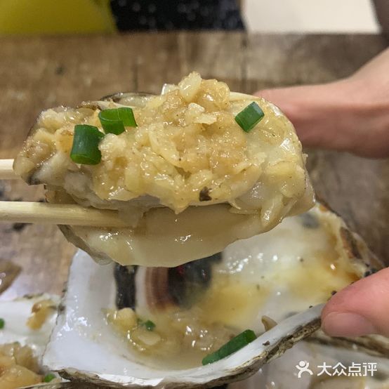 矮哥美食店