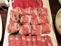 -小天鹅火锅·一线江景洪鼎旗舰店(洪崖洞店)