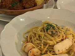 -CinCin Ristorante + Bar