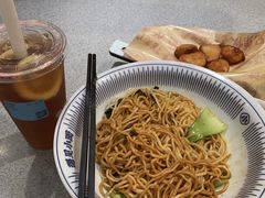 -遇见小面(站西路店)