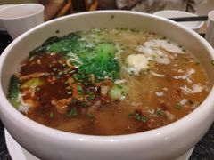 -鱼鲜饭香·招牌汽锅剁椒鱼头王