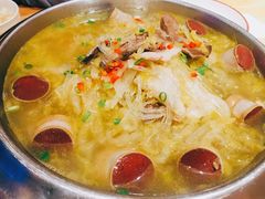 东北血肠酸菜锅-老江南春·中国龙菜(衡山路店)