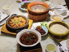 -小菜园新徽菜(镇江丹阳吾悦店)